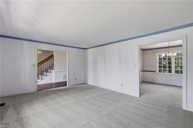 11 Cherbourg DR, Newport News, VA 23606