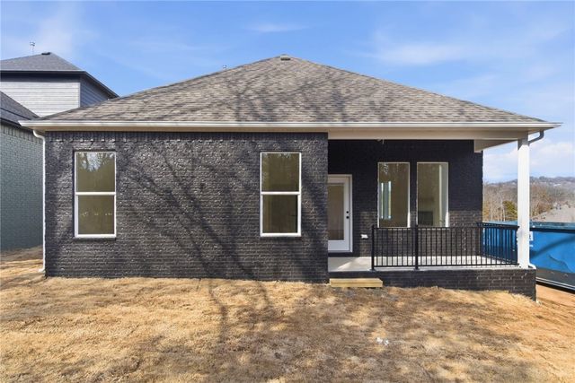 1847 E Fiji Street, Fayetteville, AR 72701