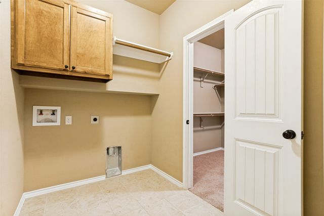 308 Pecos Drive, Burleson, TX 76028