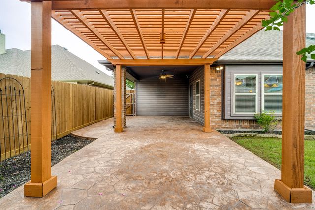 308 Pecos Drive, Burleson, TX 76028