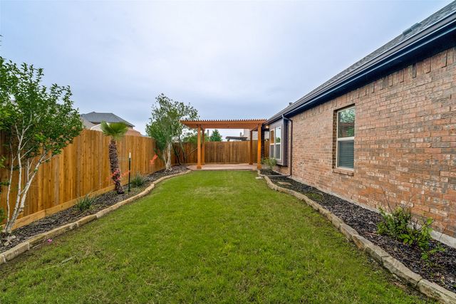 308 Pecos Drive, Burleson, TX 76028