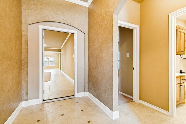 308 Pecos Drive, Burleson, TX 76028