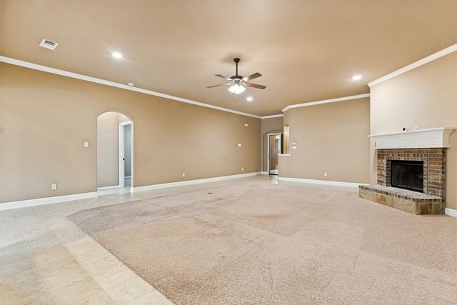 308 Pecos Drive, Burleson, TX 76028