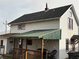 89 1/2 N Maiden St, Waynsbrg/frankln Twp, PA 15370