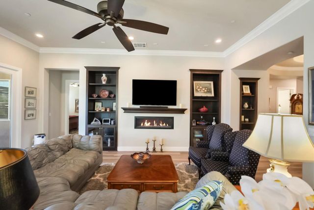 2119 Moya Pl, Manteca, CA 95337