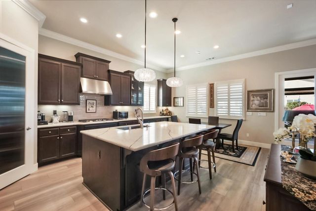 2119 Moya Pl, Manteca, CA 95337