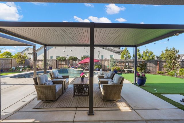2119 Moya Pl, Manteca, CA 95337