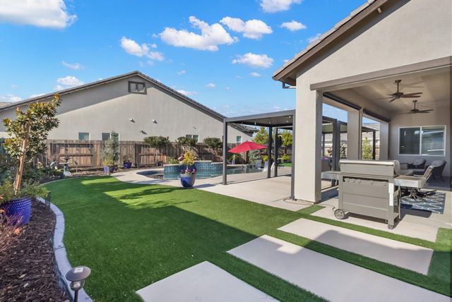 2119 Moya Pl, Manteca, CA 95337