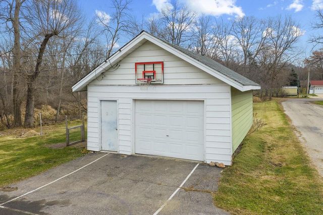 1919 Allison Park Drive, Richland Center, WI 53581