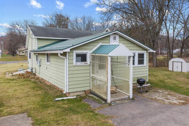 1919 Allison Park Drive, Richland Center, WI 53581