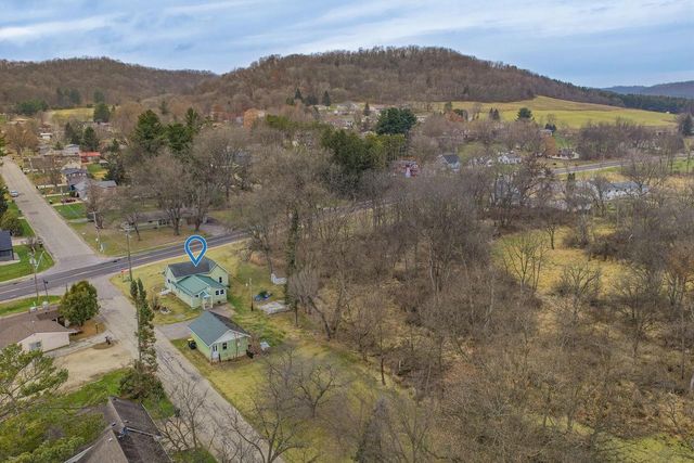 1919 Allison Park Drive, Richland Center, WI 53581