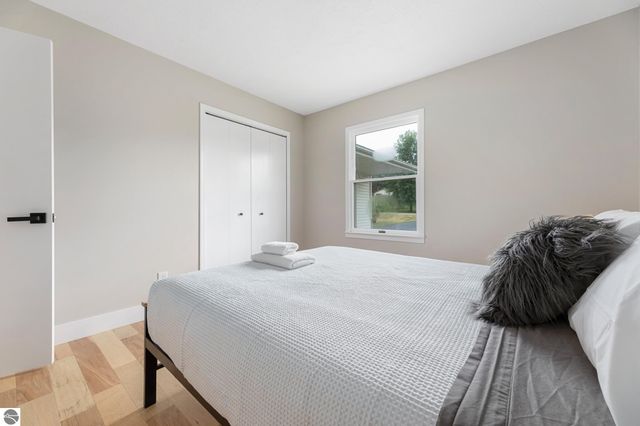 12305 S Lincoln Hollow Court, Cedar, MI 49621