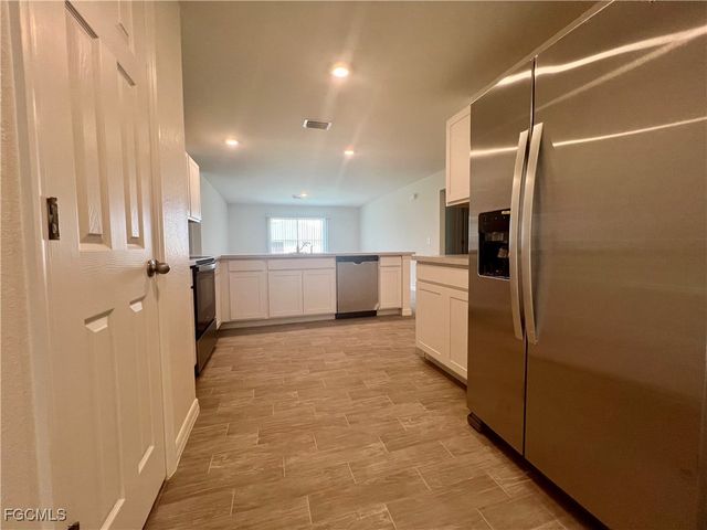 1220 NW 24th PL, Cape Coral, FL 33993