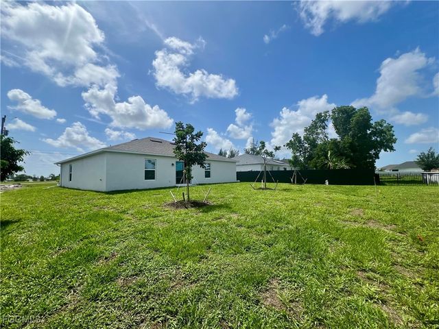 1220 NW 24th PL, Cape Coral, FL 33993