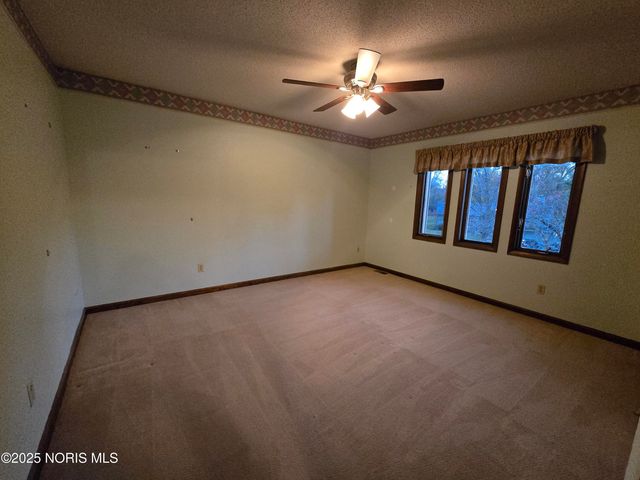 4464 Meadow Creek Court, Toledo, OH 43614