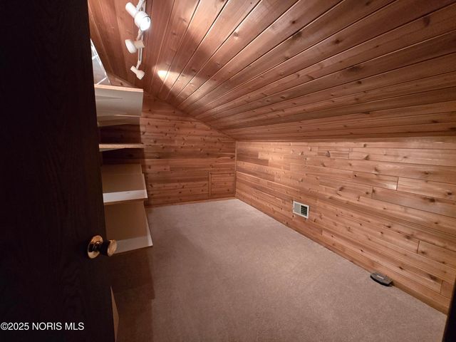 4464 Meadow Creek Court, Toledo, OH 43614