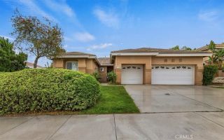 42748 Mountain Shadow, Murrieta, CA 92562