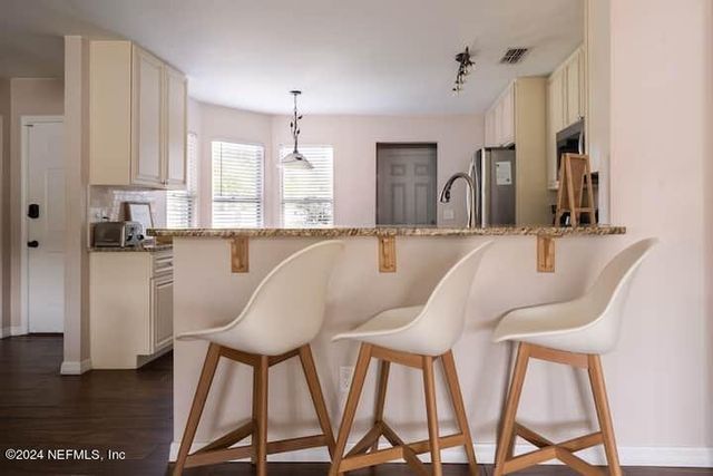 260 LEATHERLEAF Drive, Jacksonville, FL 32225