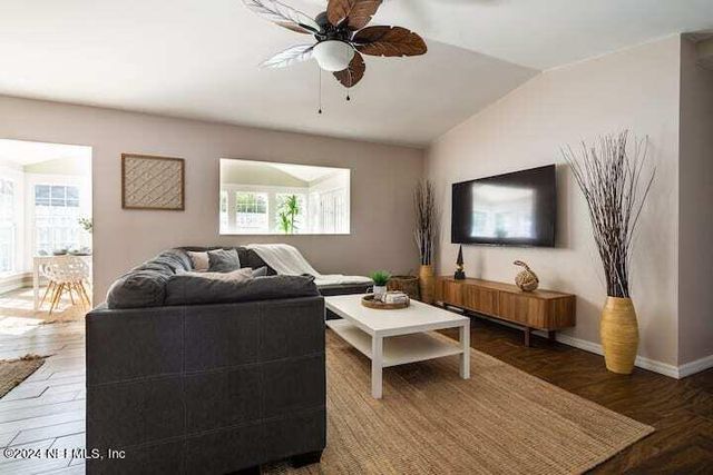 260 LEATHERLEAF Drive, Jacksonville, FL 32225