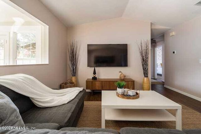 260 LEATHERLEAF Drive, Jacksonville, FL 32225