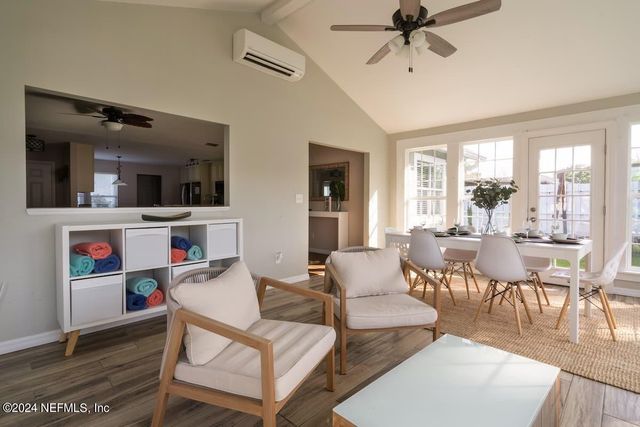 260 LEATHERLEAF Drive, Jacksonville, FL 32225