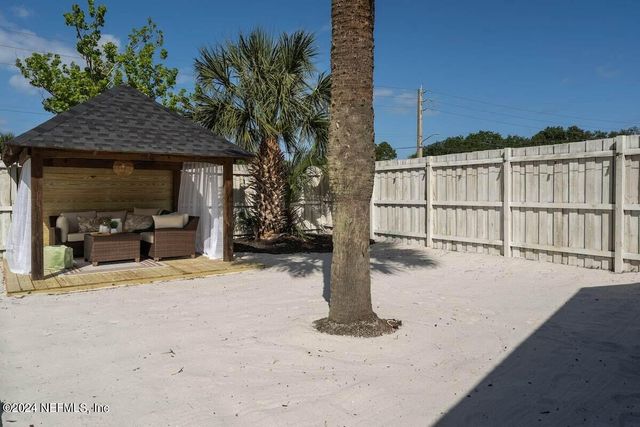 260 LEATHERLEAF Drive, Jacksonville, FL 32225