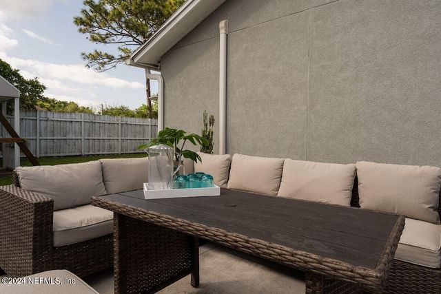 260 LEATHERLEAF Drive, Jacksonville, FL 32225