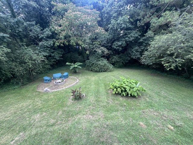 921 Jordan Cir, White Bluff, TN 37187