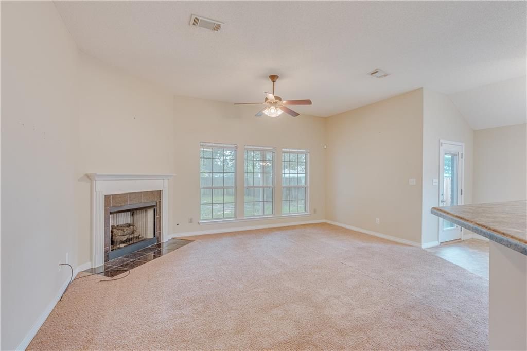 8825 Spring Grove N, Mobile, AL 36695 — photo 2