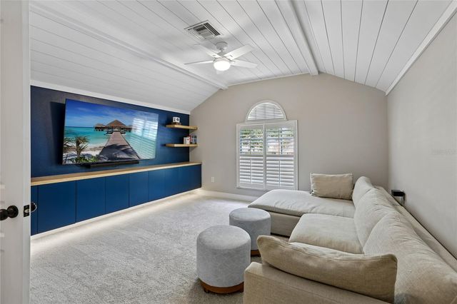 6004 MERLINWOOD DRIVE, Lithia, FL 33547