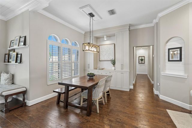 6004 MERLINWOOD DRIVE, Lithia, FL 33547