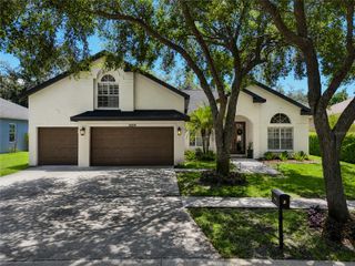 6004 MERLINWOOD DRIVE, Lithia, FL 33547