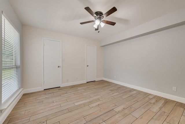 219 W Rochelle Road, Irving, TX 75062