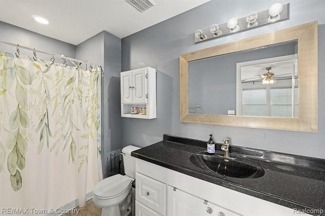 3253 Pine Run Drive, Swartz Creek, MI 48473