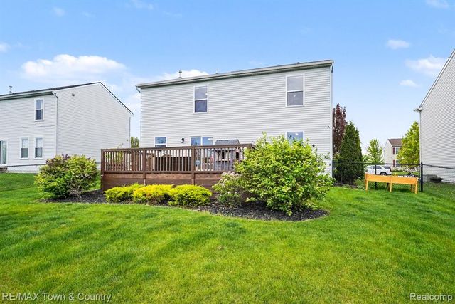 3253 Pine Run Drive, Swartz Creek, MI 48473