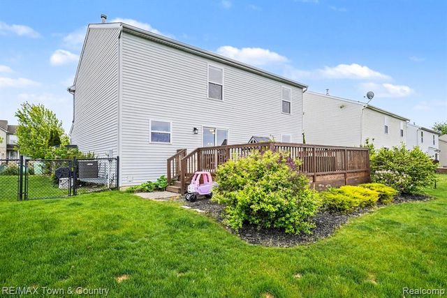3253 Pine Run Drive, Swartz Creek, MI 48473