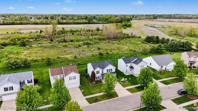 3253 Pine Run Drive, Swartz Creek, MI 48473