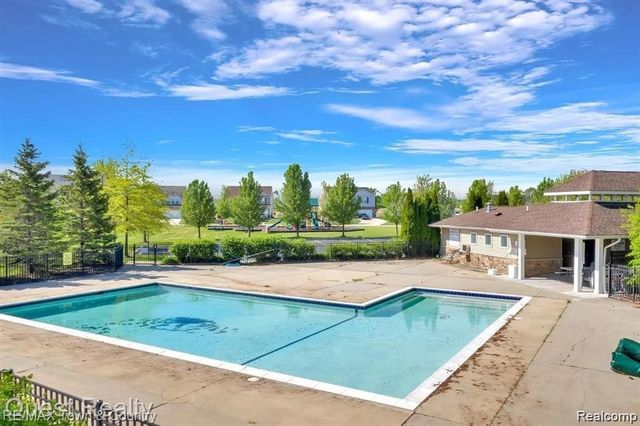 3253 Pine Run Drive, Swartz Creek, MI 48473