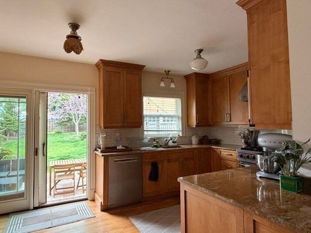 52 Hillsdale Road 52, Medford, MA 02155