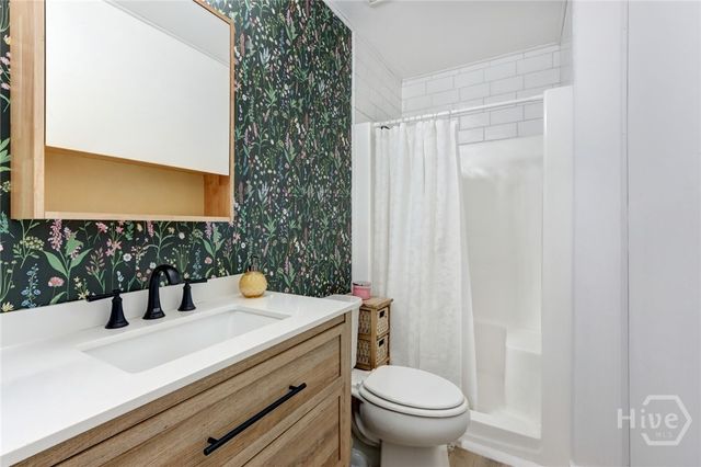 201 Russ Circle, Savannah, GA 31406