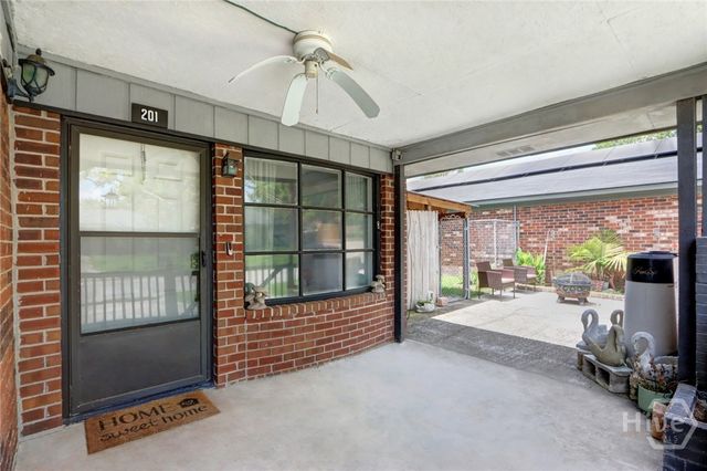 201 Russ Circle, Savannah, GA 31406