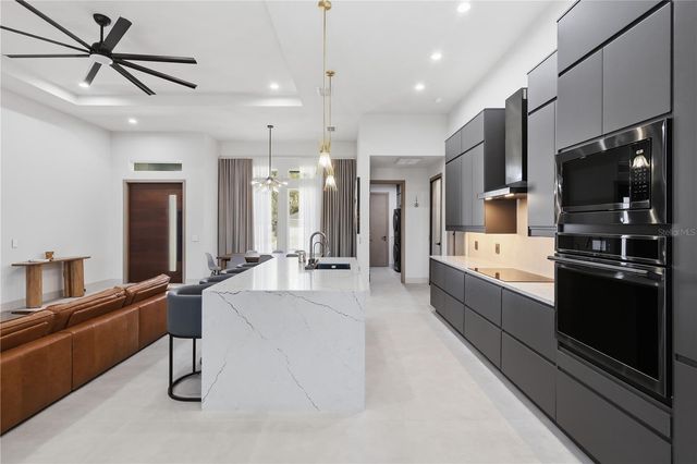 42 LLEWELLYN TRAIL, Palm Coast, FL 32164