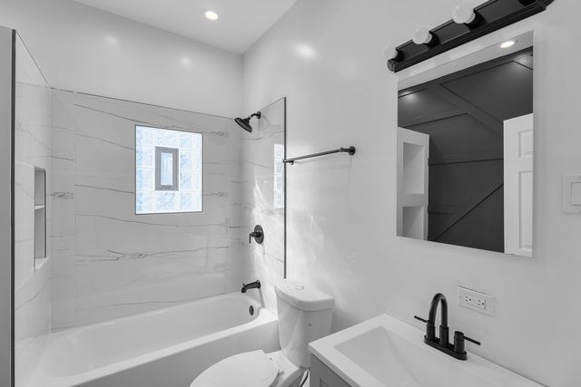 1406 N Kildare Avenue, Chicago, IL 60651