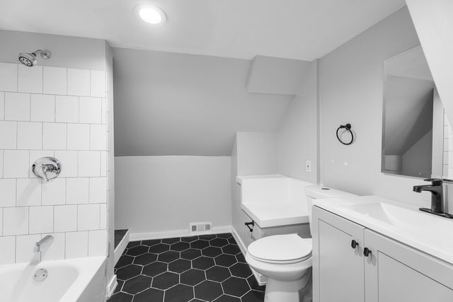 1406 N Kildare Avenue, Chicago, IL 60651