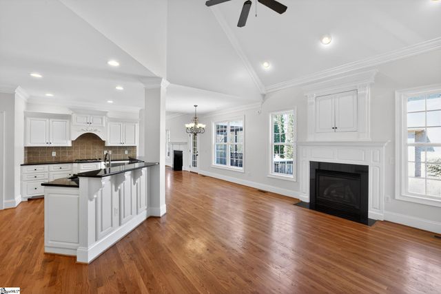 2 Dawn Meadow Court, Simpsonville, SC 29680