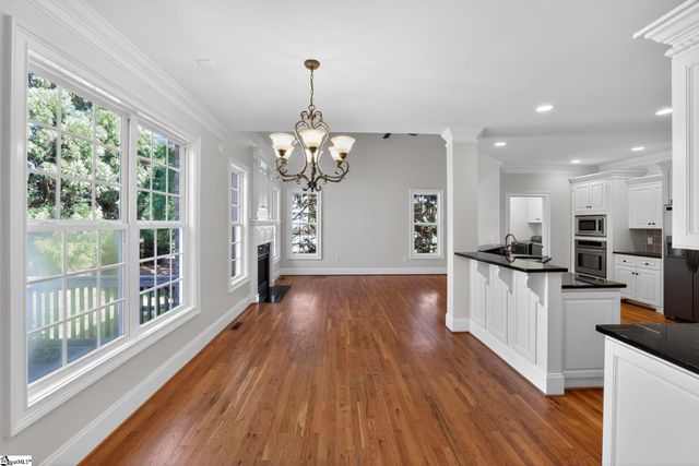 2 Dawn Meadow Court, Simpsonville, SC 29680