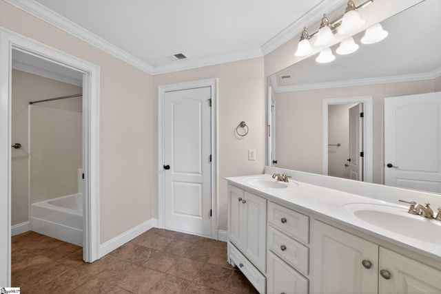 2 Dawn Meadow Court, Simpsonville, SC 29680