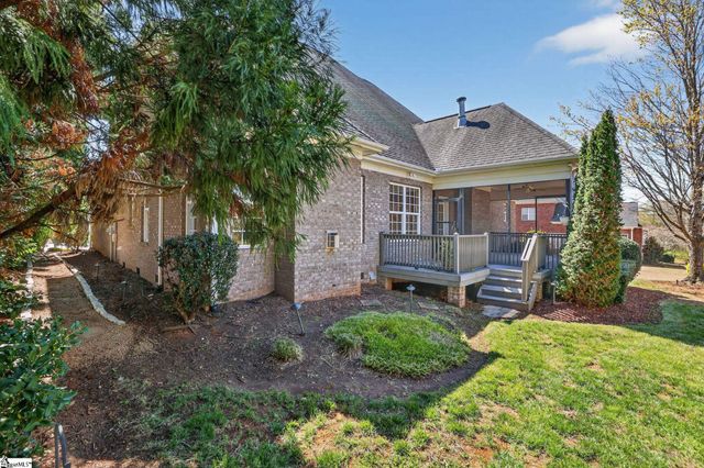 2 Dawn Meadow Court, Simpsonville, SC 29680