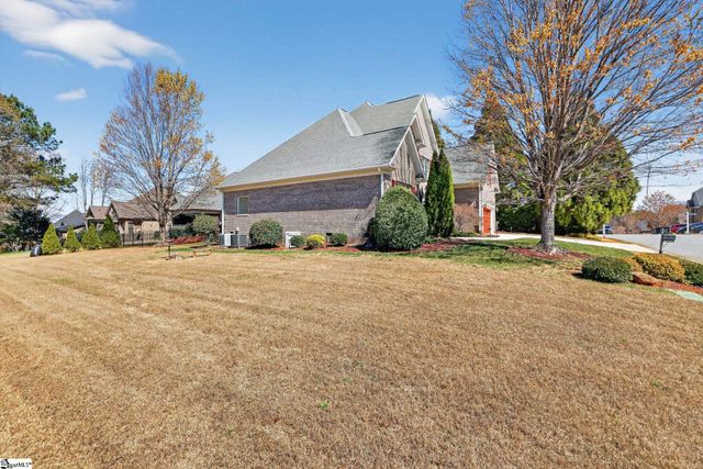 2 Dawn Meadow Court, Simpsonville, SC 29680
