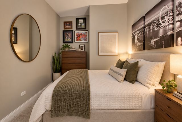 230 W Division Street 1107, Chicago, IL 60610